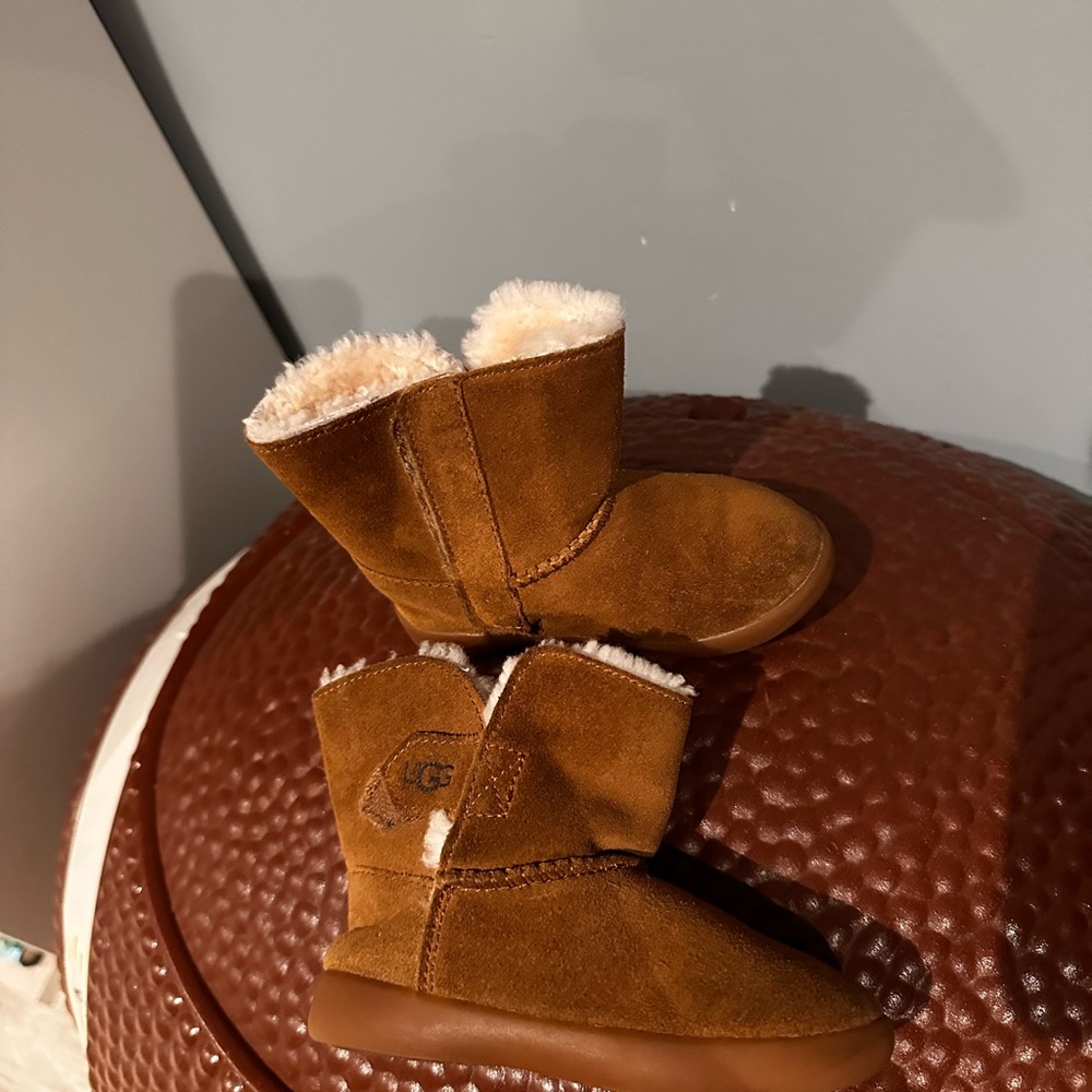 UGG Cozy Brown Kids Boots